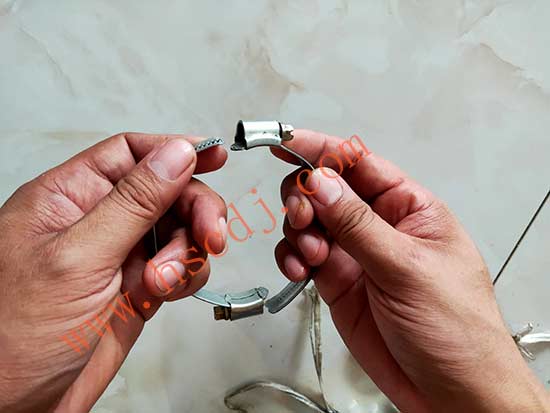 喉箍規(guī)格太小可首尾相連進(jìn)行擴(kuò)大規(guī)格